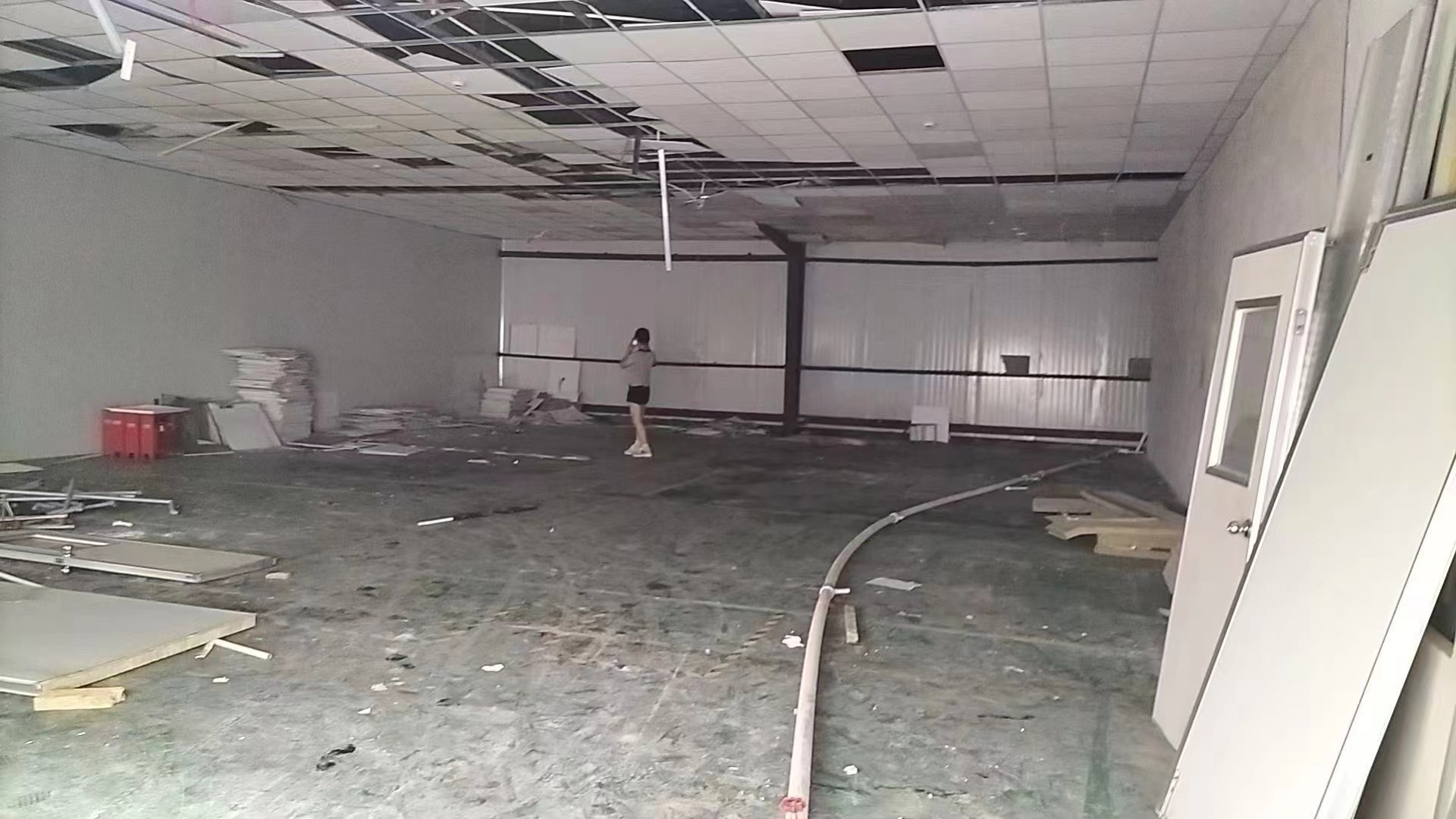 同里新出一楼单层厂房250平左右